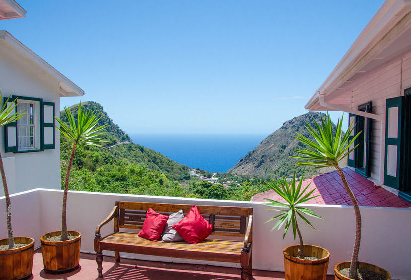 Queen's Gardens Resort