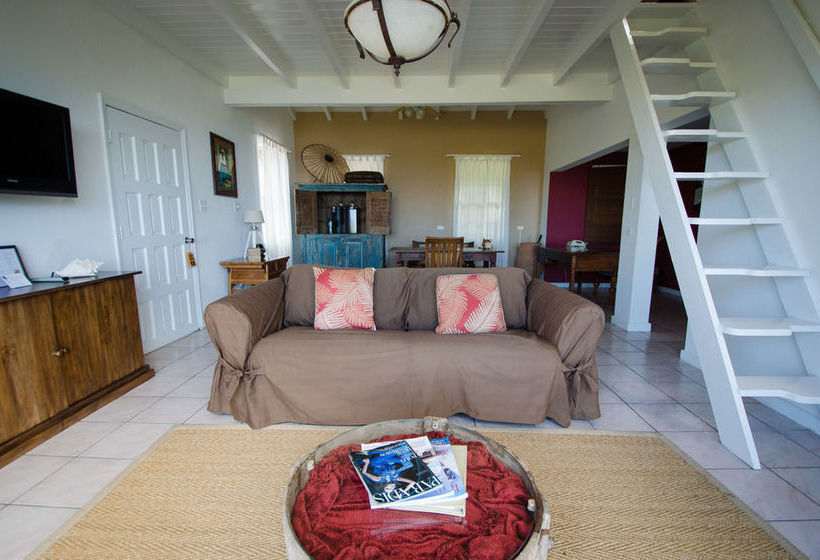 Queen's Gardens Resort