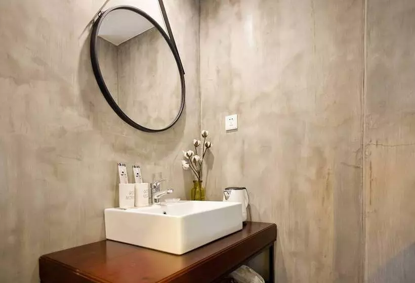 Aamiaismajoitus (B&B) Zero Five One Seven Inn