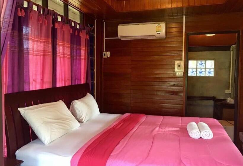 בית מלון כפרי Baan Suan Rojjana