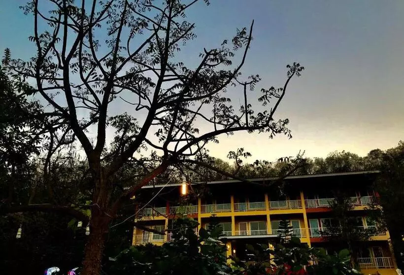 ホテル Baan Suan Rojjana