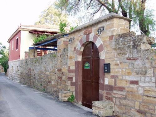 هتل Manganos Apartments