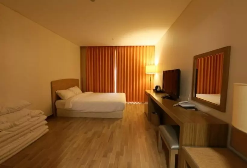 هتل Master Daecheon