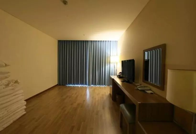 هتل Master Daecheon