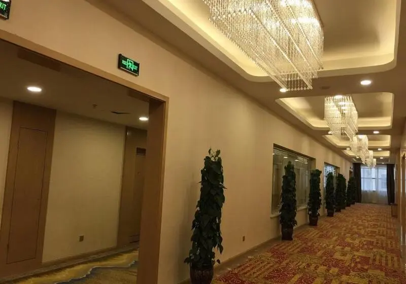 هتل Qinghai Baiyun Xiangling