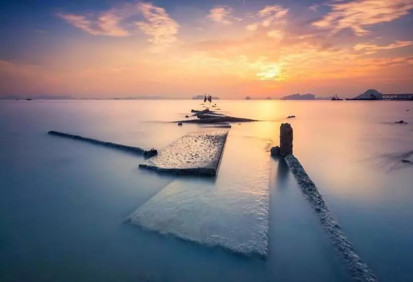 هتل Sairougn Seaview