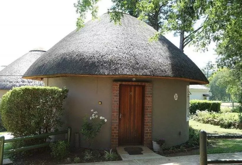 Hotelli The Nest Drakensberg Mountain Resort