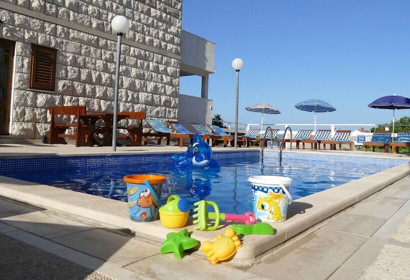 هتل Villa Amorena