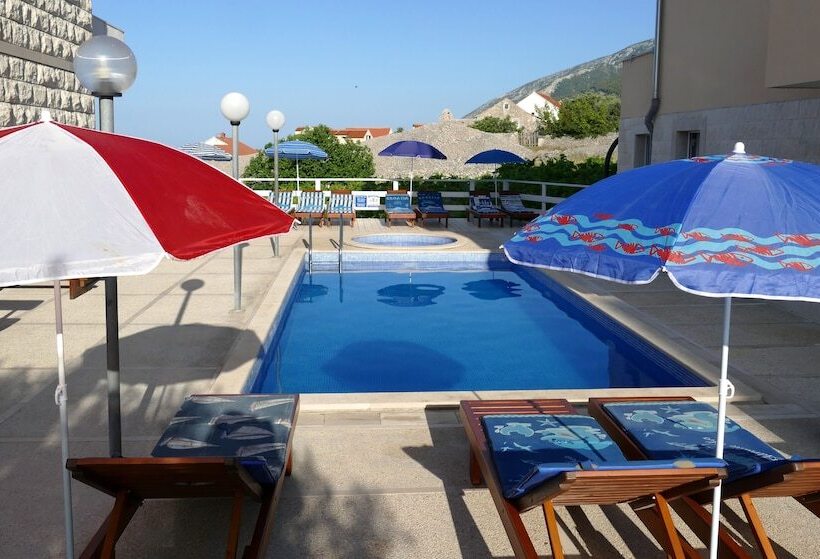 هتل Villa Amorena