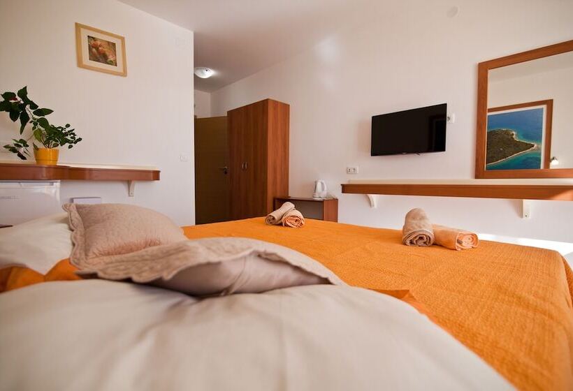 هتل Villa Amorena