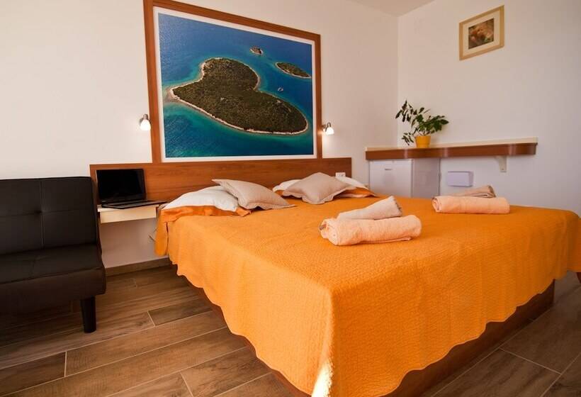 هتل Villa Amorena