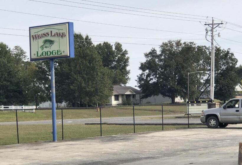 モーテル Weiss Lake Lodge