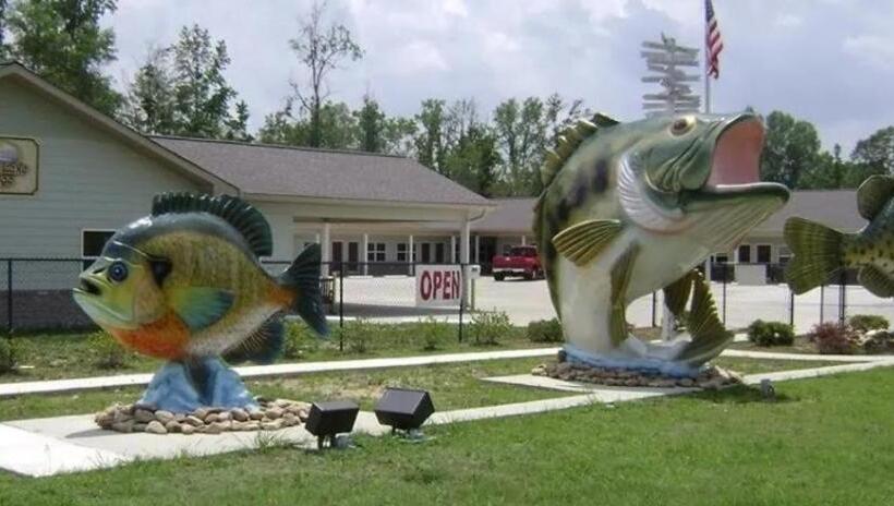 モーテル Weiss Lake Lodge