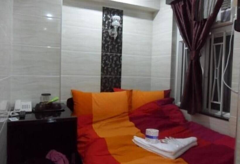 پانسیون D Red Loft