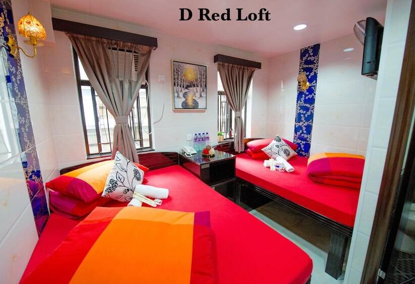 پانسیون D Red Loft