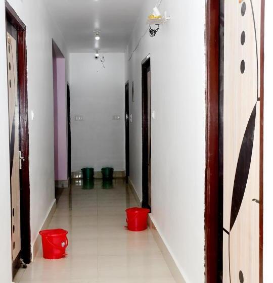 پانسیون Satiya Guest House