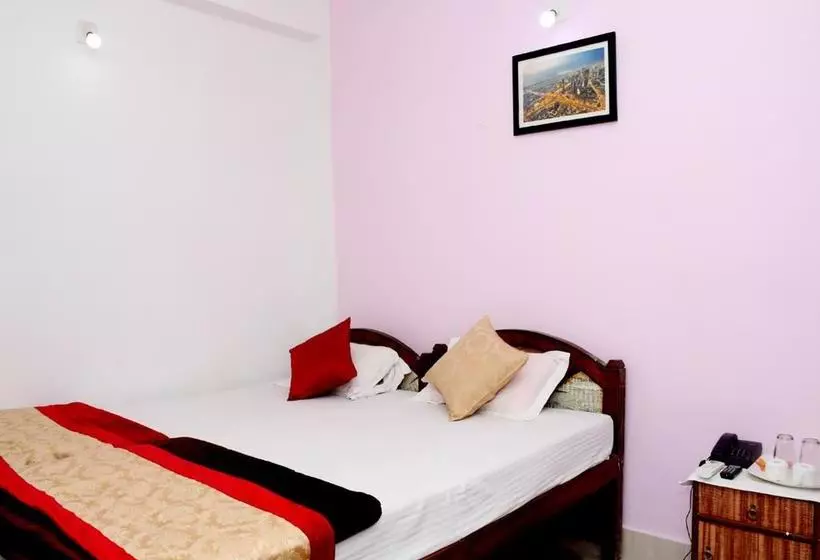 پانسیون Satiya Guest House