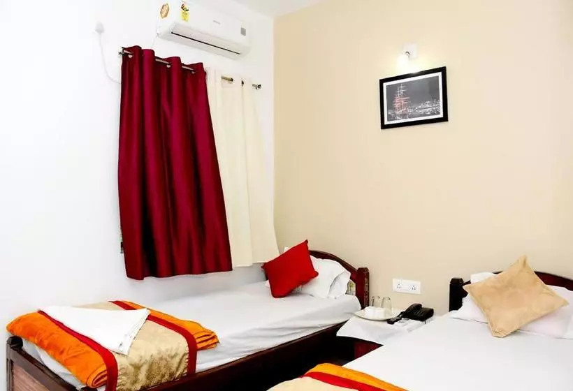 پانسیون Satiya Guest House