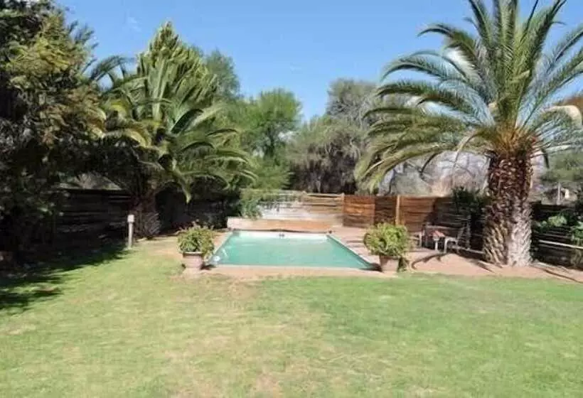 پانسیون Savanna Guest Farm