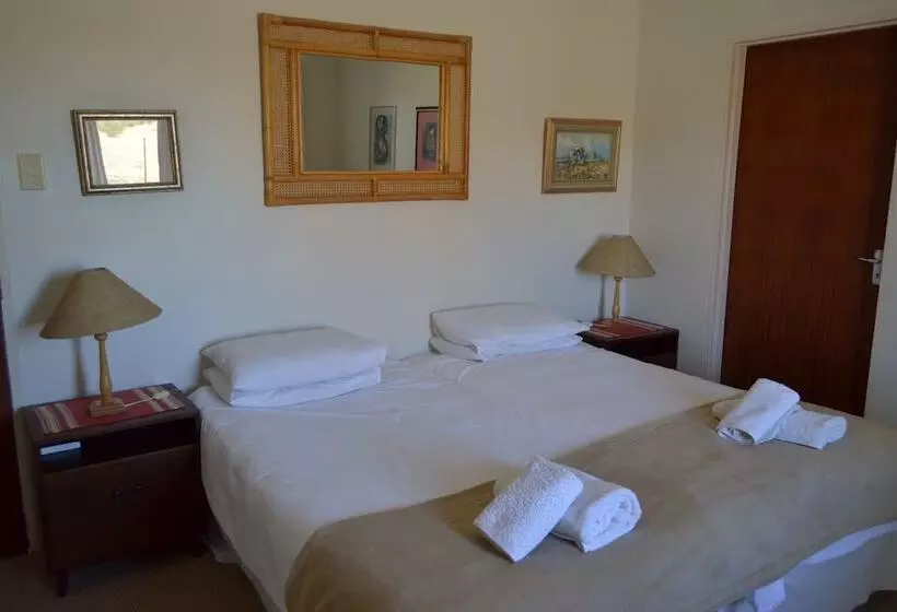 پانسیون Savanna Guest Farm