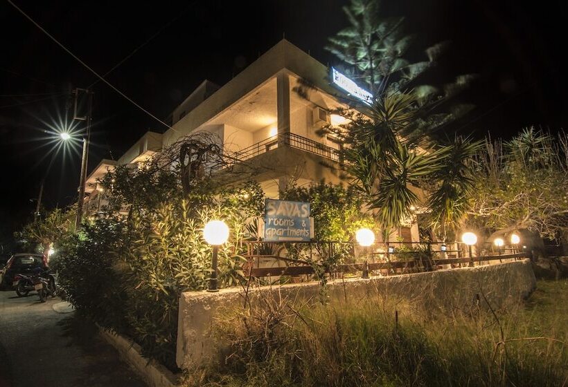 פנסיון Savas Rooms