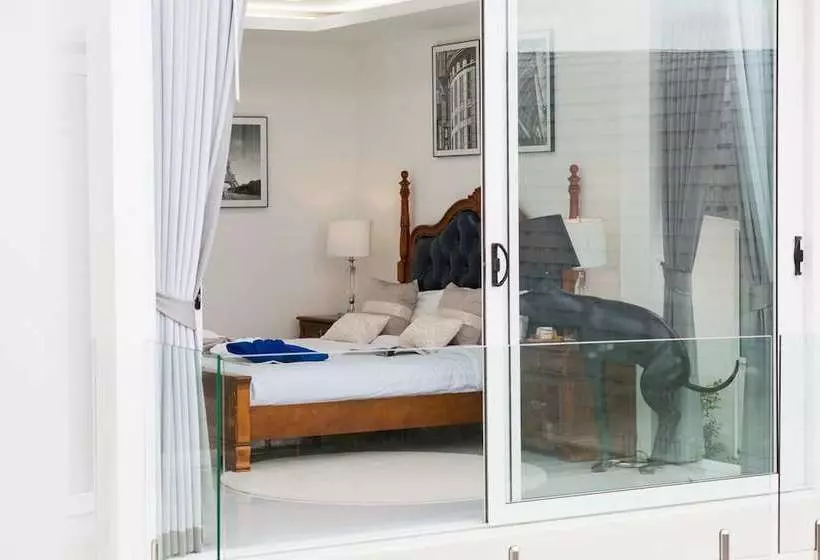 Villa Tulip With Private Pool