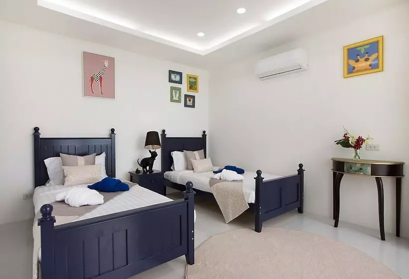 Villa Tulip With Private Pool