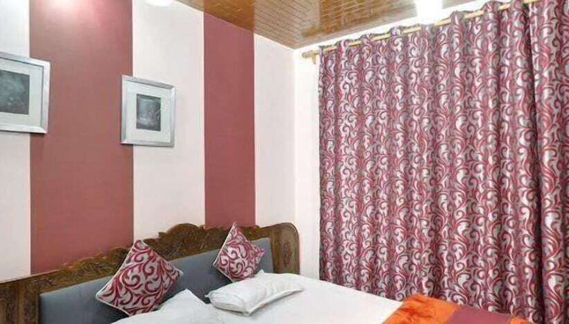 Atulya Hotel Marvilla Srinagar