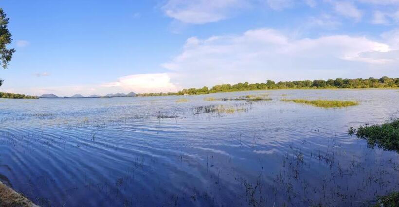 Flower Garden Lake Resort