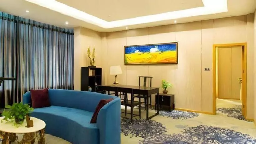 Metropolo Hotel Yining Development Zone Hanma Building