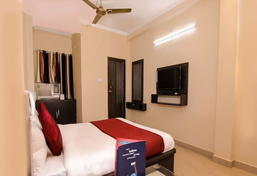 هتل Sara Residency By Oyo Rooms