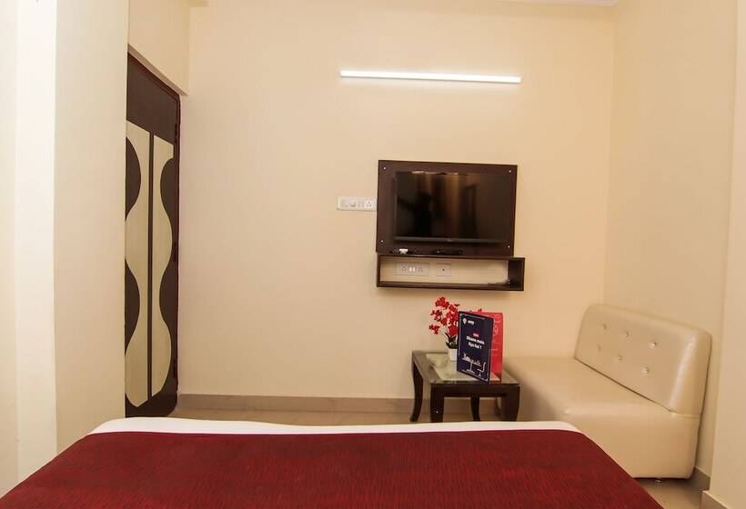 هتل Sara Residency By Oyo Rooms