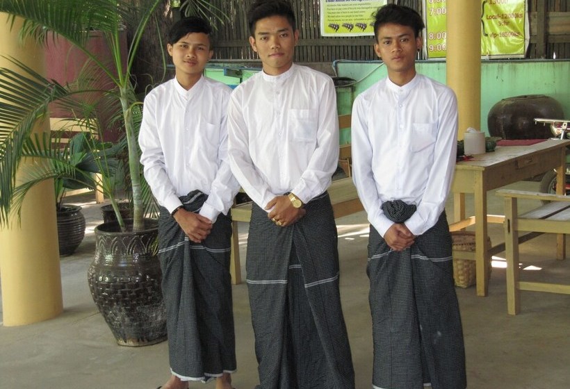 Lux Pillow Hostel   City Centre