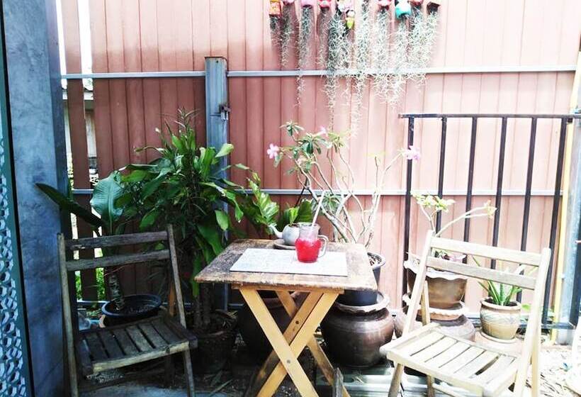 Nisarine Homestay @ Koh Klang   Hostel