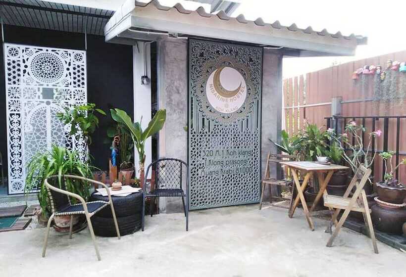 Nisarine Homestay @ Koh Klang   Hostel