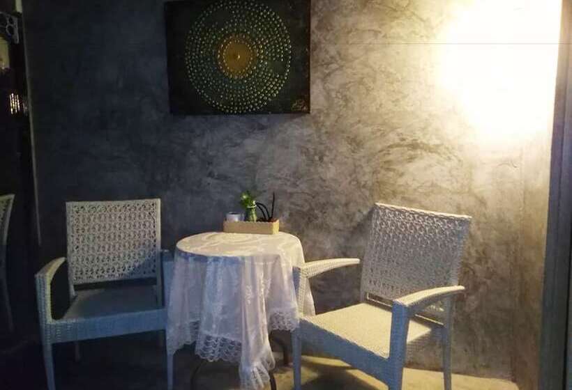 Nisarine Homestay @ Koh Klang   Hostel