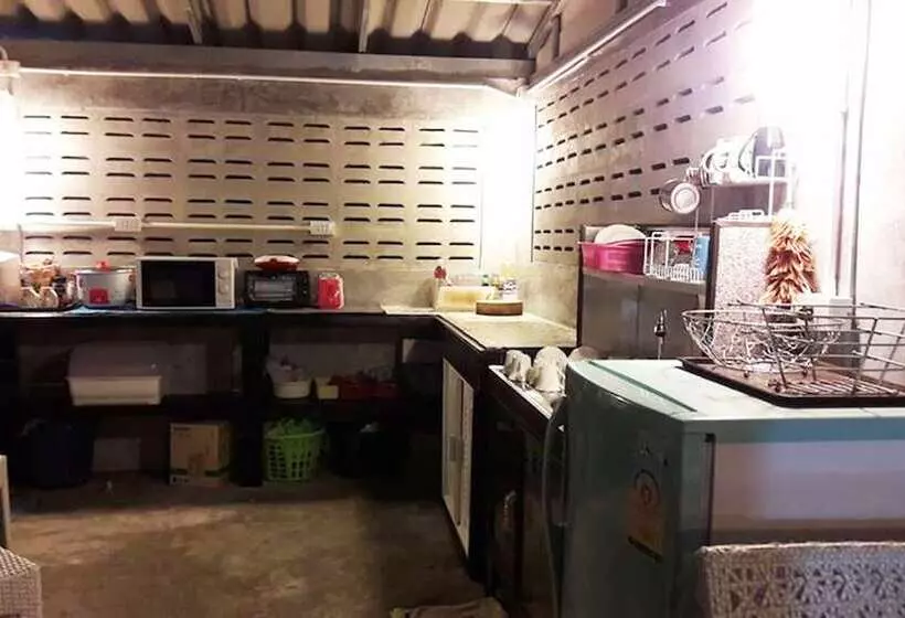 Nisarine Homestay @ Koh Klang   Hostel