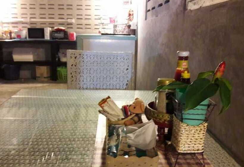 Nisarine Homestay @ Koh Klang   Hostel