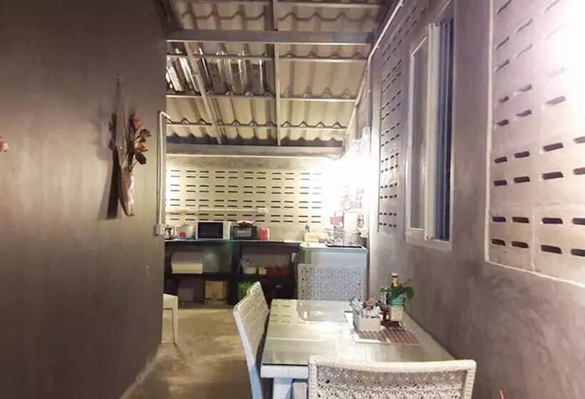 Nisarine Homestay @ Koh Klang   Hostel