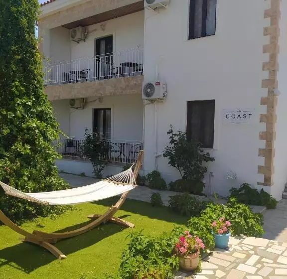 پانسیون The Coast