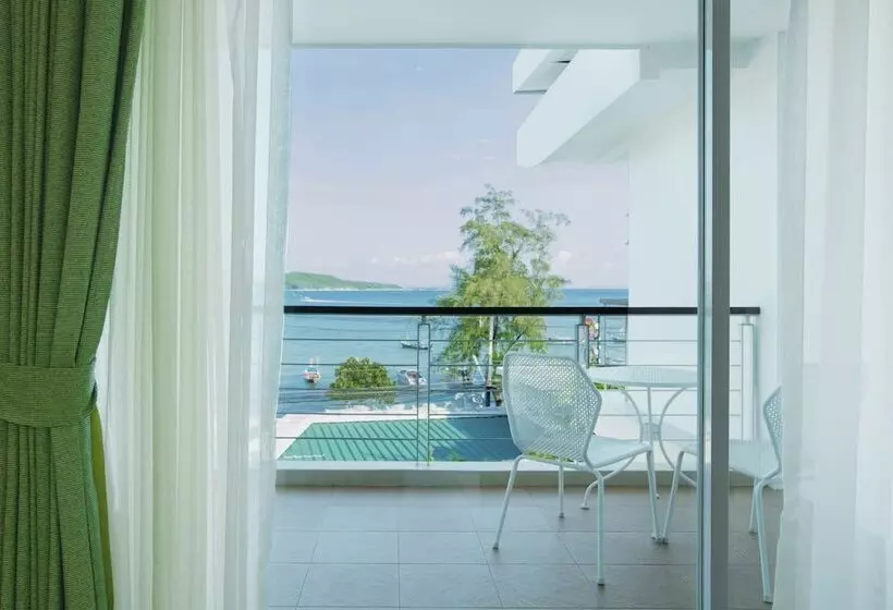 Almali Rawai Beach Residence