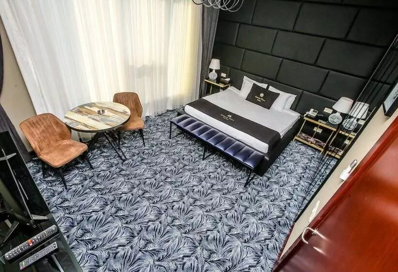Armada Villa