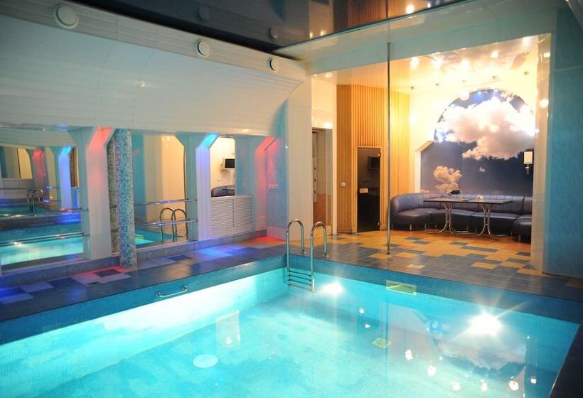 فندق فئة نجمة واحدة Spa Hotel Laguna Tyumen