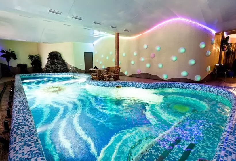 簡易ホテル Spa Hotel Laguna Tyumen