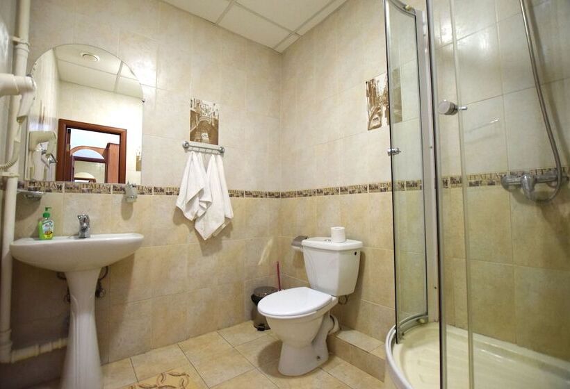 فندق فئة نجمة واحدة Spa Hotel Laguna Tyumen