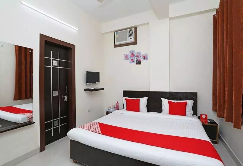 هتل Dhola Maru Residency By Oyo Rooms