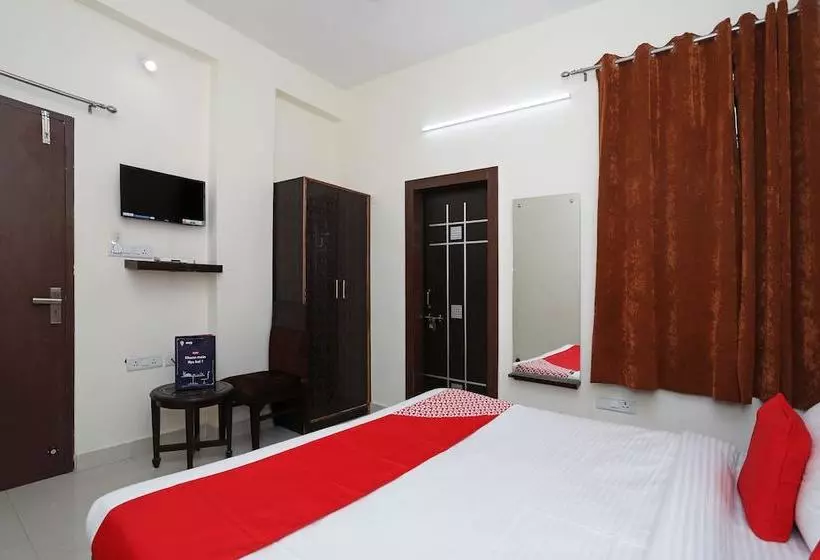 هتل Dhola Maru Residency By Oyo Rooms