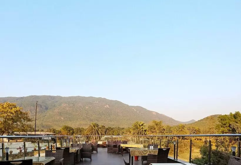 ホテル Golden Leaf Resort By Oyo Rooms