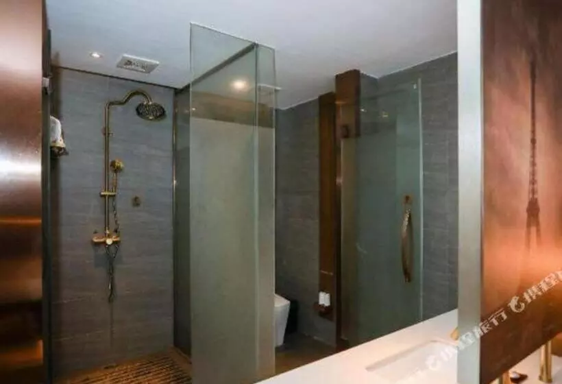 Hotelli James Joyce Coffetel Nanchang West Station Nanchang University