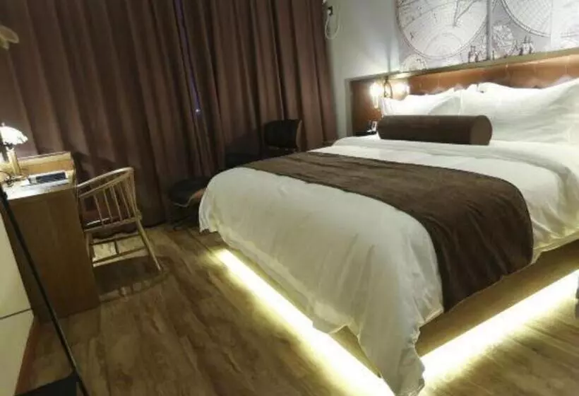 Hotelli James Joyce Coffetel Nanchang West Station Nanchang University